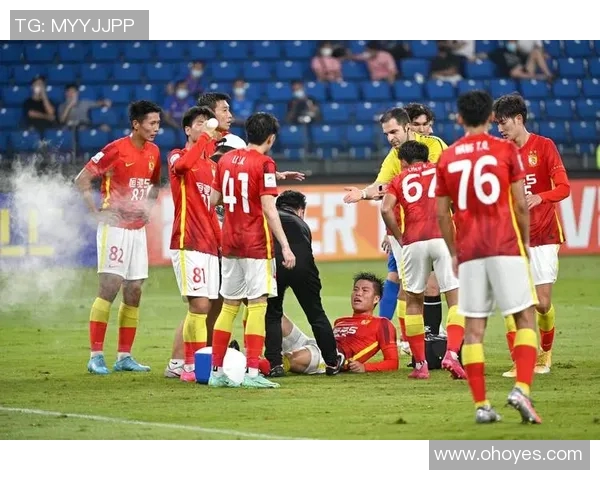 广州足球队的战术转型与成绩波动分析及未来发展方向探讨