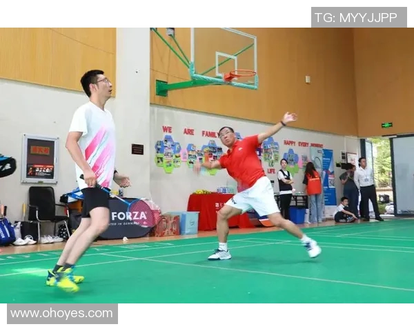 西安羽毛球队的节奏与激情探讨羽毛球运动的魅力与发展 西安羽毛球队的节奏与激情探讨羽毛球运动的魅力与发展